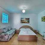Rrodhaj * Sarande