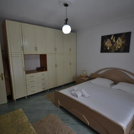 Appartement Rrodhaj *