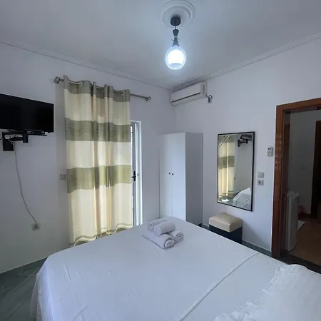 Rrodhaj Σαράντα