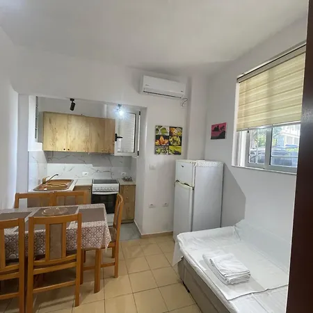 Rrodhaj Σαράντα