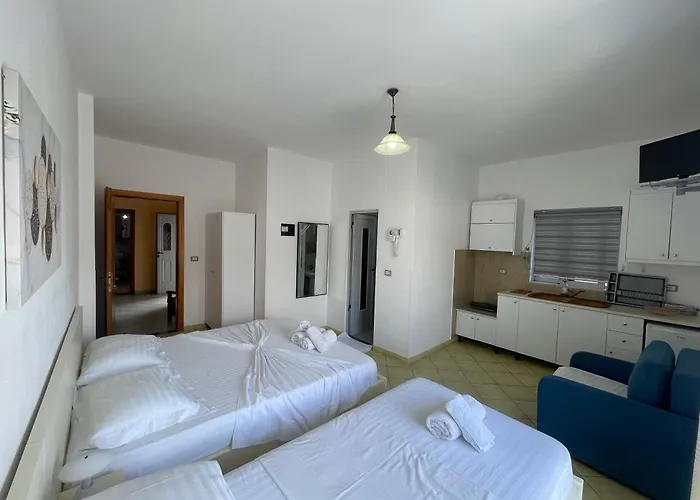 Rrodhaj Sarandë