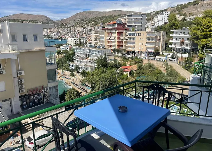 Rrodhaj 公寓 Sarandë