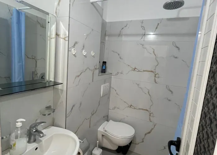 公寓 Rrodhaj Sarandë