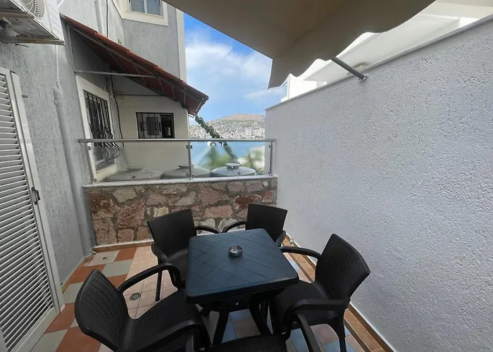 Rrodhaj 公寓 Sarandë